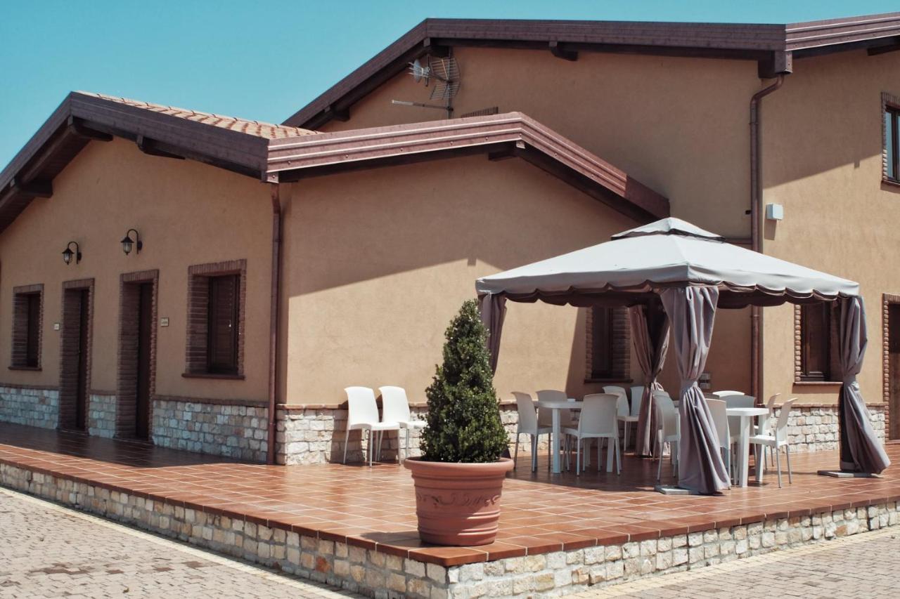 Agriturismo Albachiara Bisignano Eksteriør billede